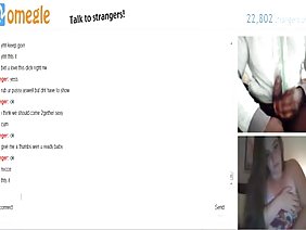Masturbates guy foot