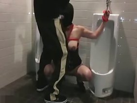 Perfectly polishes dick with mouth